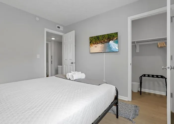 The Schumacher Townhouse - 2 Br Apartamento