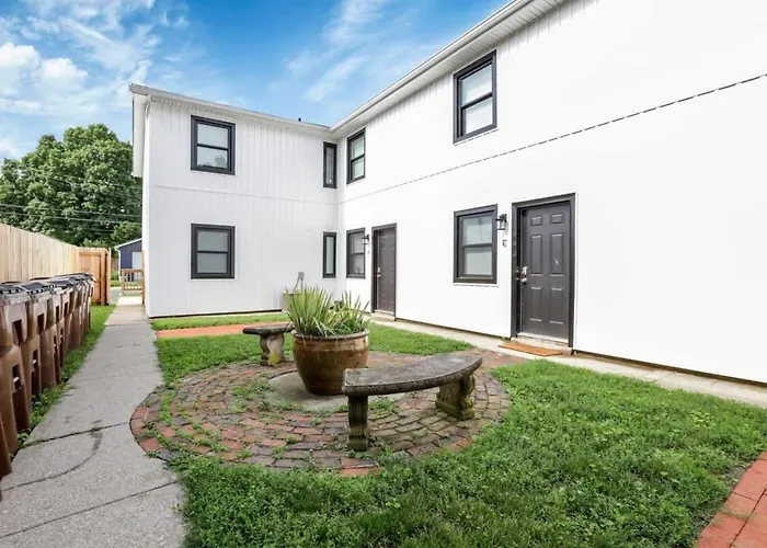 Apartamento The Schumacher Townhouse - 2 Br